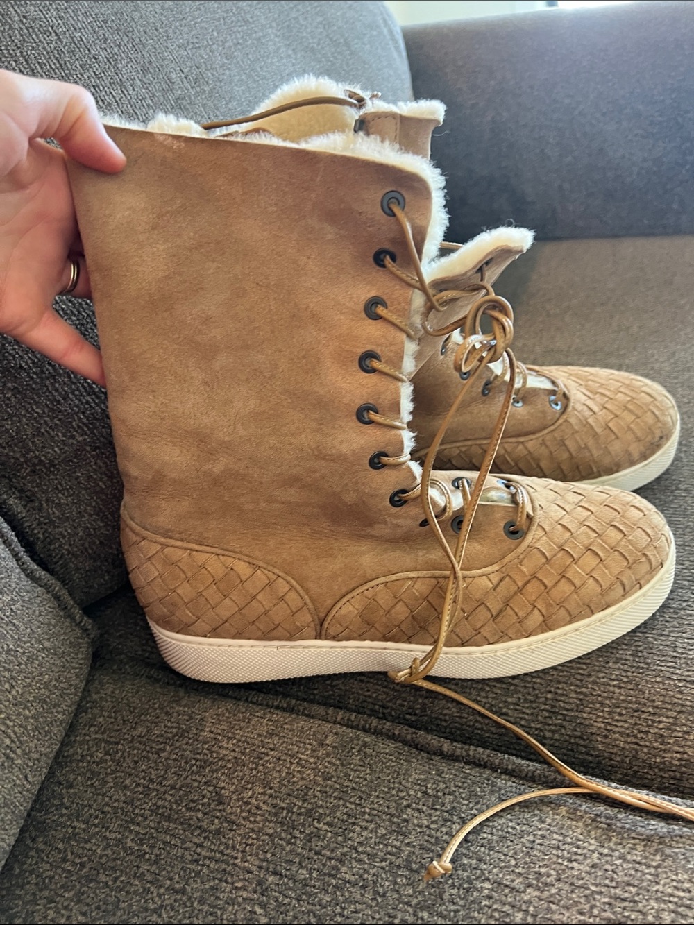 Womenโs Lace-Up Shearling Sneaker Boot - Tan